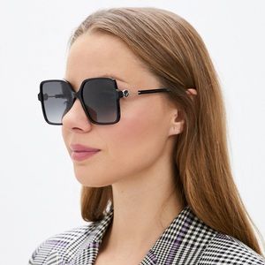 FENDI BLACK SQUARE OVERSIZED SUNGLASSES FF 0411/S